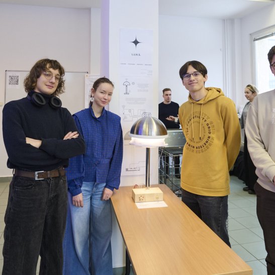 Prezentacja projektów realizowanych wspólnie przez studentów WEiTI i WAPW