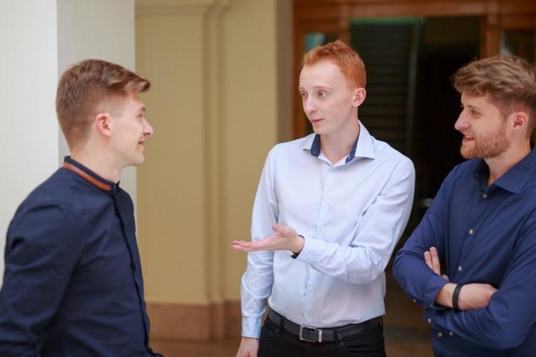 Zdjęcie studentów