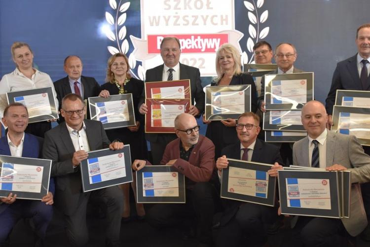 Rektor PW prof. Krzysztof Zaremba wraz z Dziekanami i Prodziekanami Wydziałów