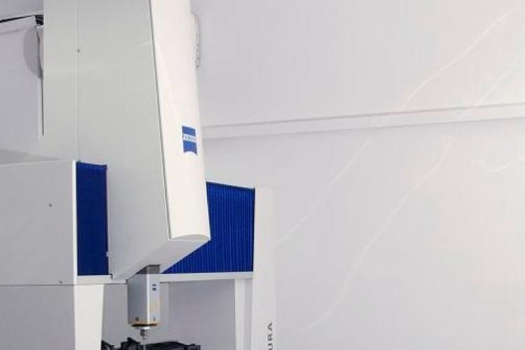 Zdjęcie sprzętu w laboratorium 
