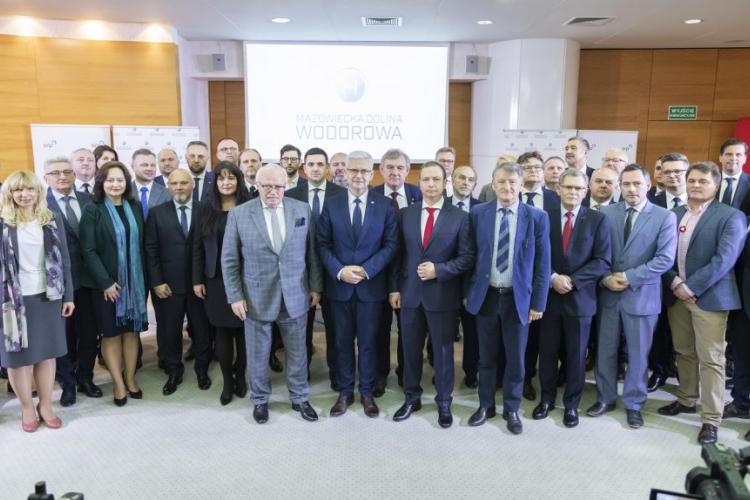 Zdjęcie sygnatariuszy umowy