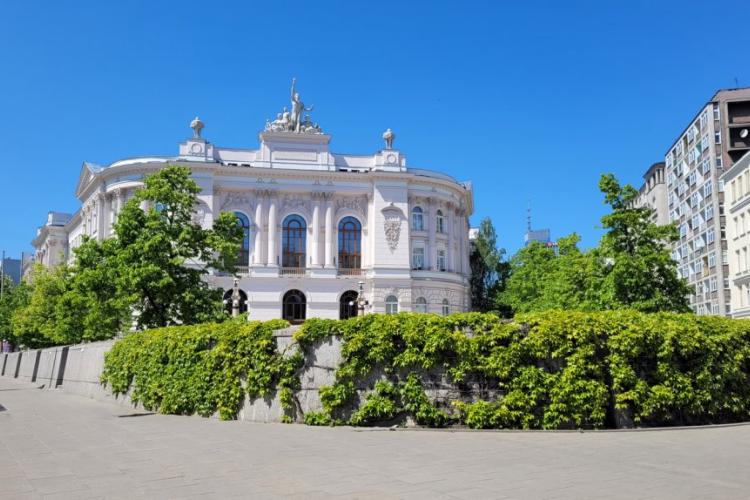 Zdjęcie Gmachu Głównego Politechniki Warszawskiej