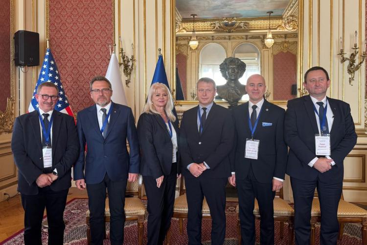 Na zdjęciu reprezentaci PW podczas  Sympozjum i Zjazdu Rady Polskich Inżynierów w Ameryce Północnej