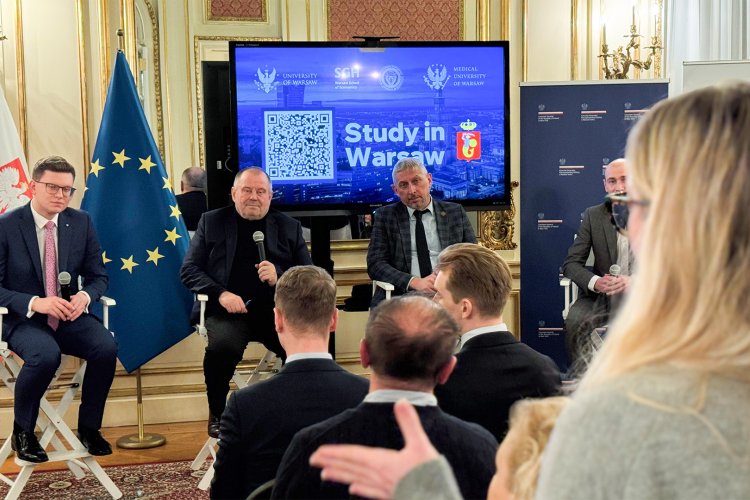 Na zdjęciu uczestnicy panelu dyskusyjnego podczas misji edukacyjnej w USA