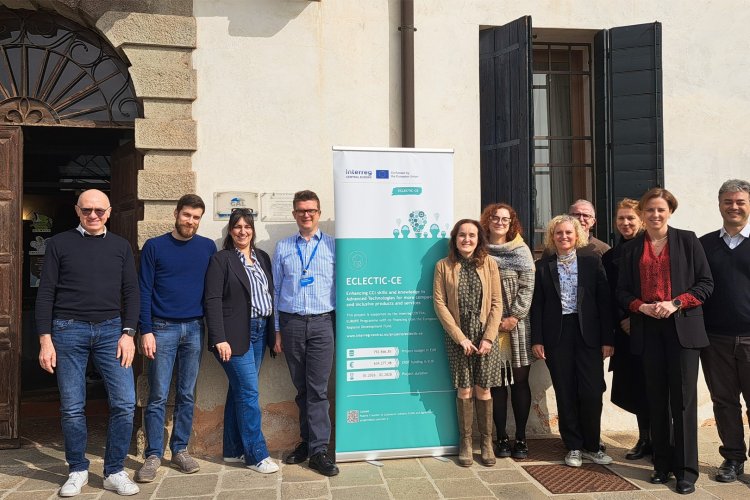 Na zdjęciu uczestnicy spotkania inaugurującego projekt ECLECTIC-CE