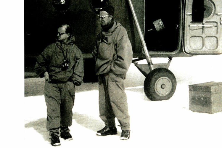 Na zdjęciu prof. Janusz Śledziński i prof. Zbigniew Ząbek w trakcie I Polskiej Wyprawy Antarktycznej w 1959 roku