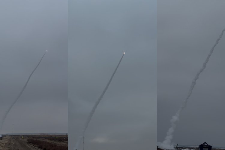 Na zdjęciu trzy fazy lotu rakiety