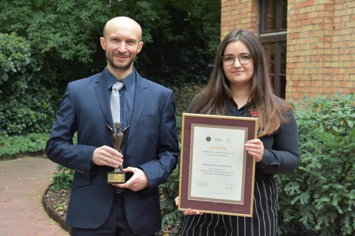 Prof. Robert Zalewski, Prorektor ds. Studenckich i Katarzyna Tutaj, Przewodnicząca Rady Kół Naukowych