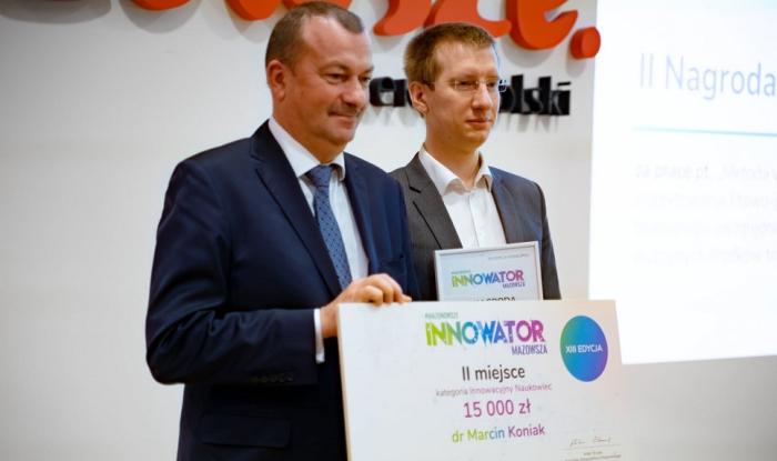Wicemarszałek województwa mazowieckiego Wiesław Raboszuk i dr inż. Marcin Koniak