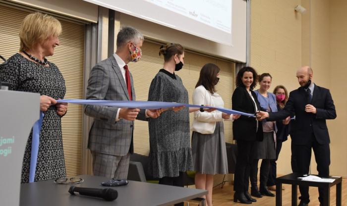Zdjęcie z otwarcia Centrum Projektowania Uniwersalnego