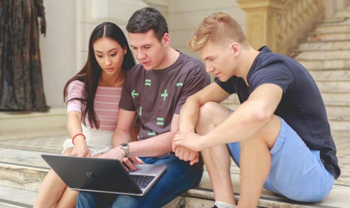 Zdjęcie studentów