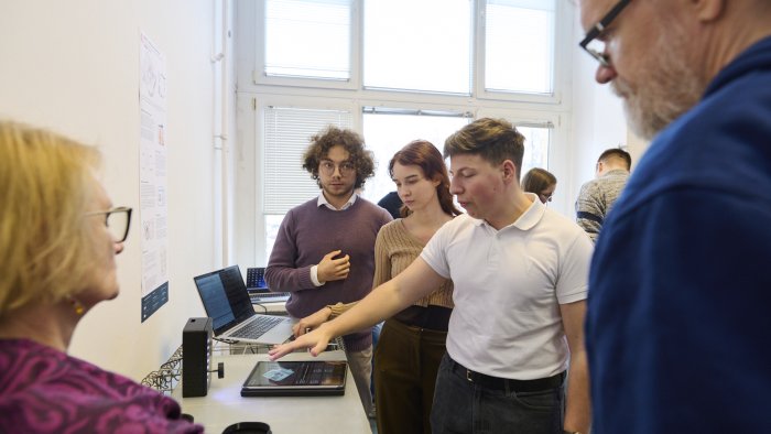 Prezentacja projektów realizowanych wspólnie przez studentów WEiTI i WAPW