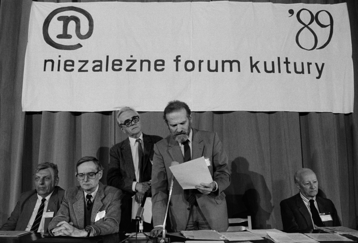 Na zdjęciu otwarcie obrad Niezależnego Forum Kultury w Auditorium Maximum UW