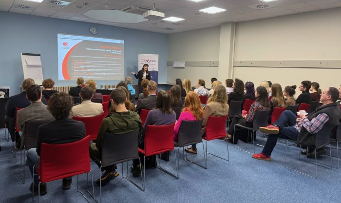 Zdjęcie przedstawia uczestników projektu TopMinds 2026