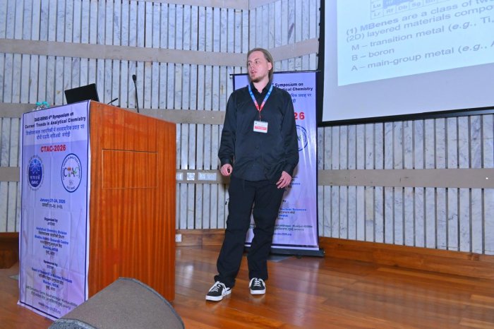 Mgr inż. Michał Jakubczak na konferencji Symposium on Current Trends in Analytical Chemistry w Bombaju