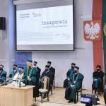 Zdjęcie uczestników inauguracji nowego roku akademickiego w PW Filii w Płocku