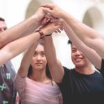 Zdjęcie grupy studentów
