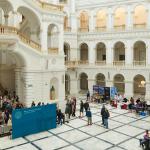 Na zdjęciu Duża Aula podczas Nocy Muzeów 2025