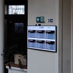 Ekran na Wydziale Transportu PW z rozkładem jazdy tramwajów