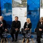 Na zdjęciu sześć siedzących osób - uczestnicy debaty pt. „Zabudowa społeczna. Co to właściwie oznacza?"